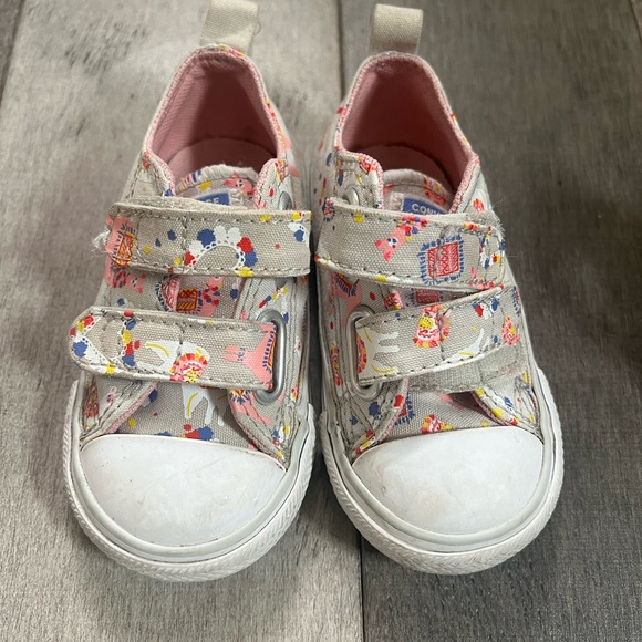 Shoe Lot - Picture 3 of 6